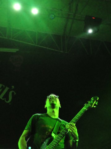 bass14.jpg
